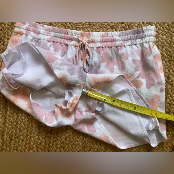 Aritzia | Sunday Best Malcolm Shorts Floral Watercolor Pebble Crepe Lined Size S - Picture 11 of 15